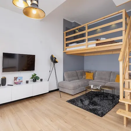 Ariańska With Mezzanine Cracow Center By Renters Apartament