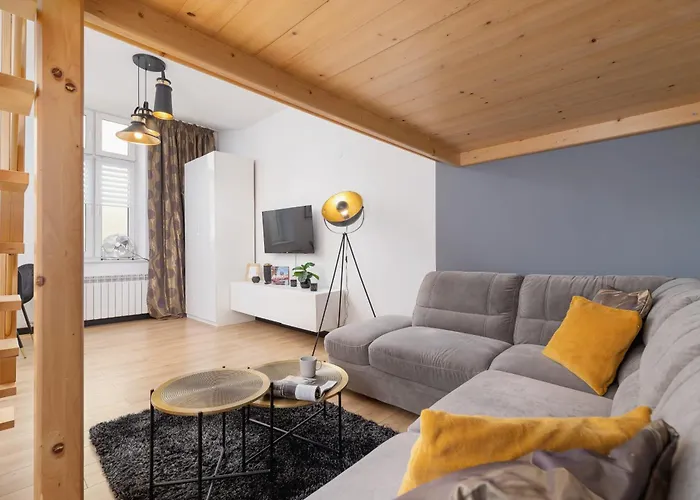 Arianska With Mezzanine Cracow Center By Renters Appartement *